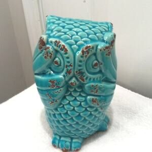 Ceramic Teal Owl 6.5" X 4" wide
